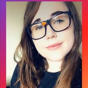 Meet your Posher, Courtney